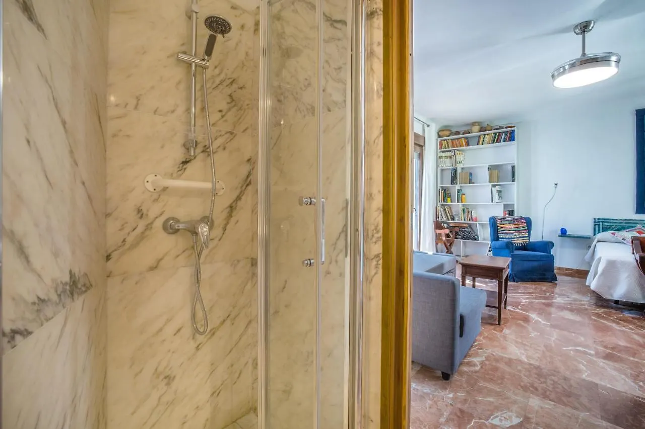 Apartamento con patio cordobés en San Basilio Córdoba