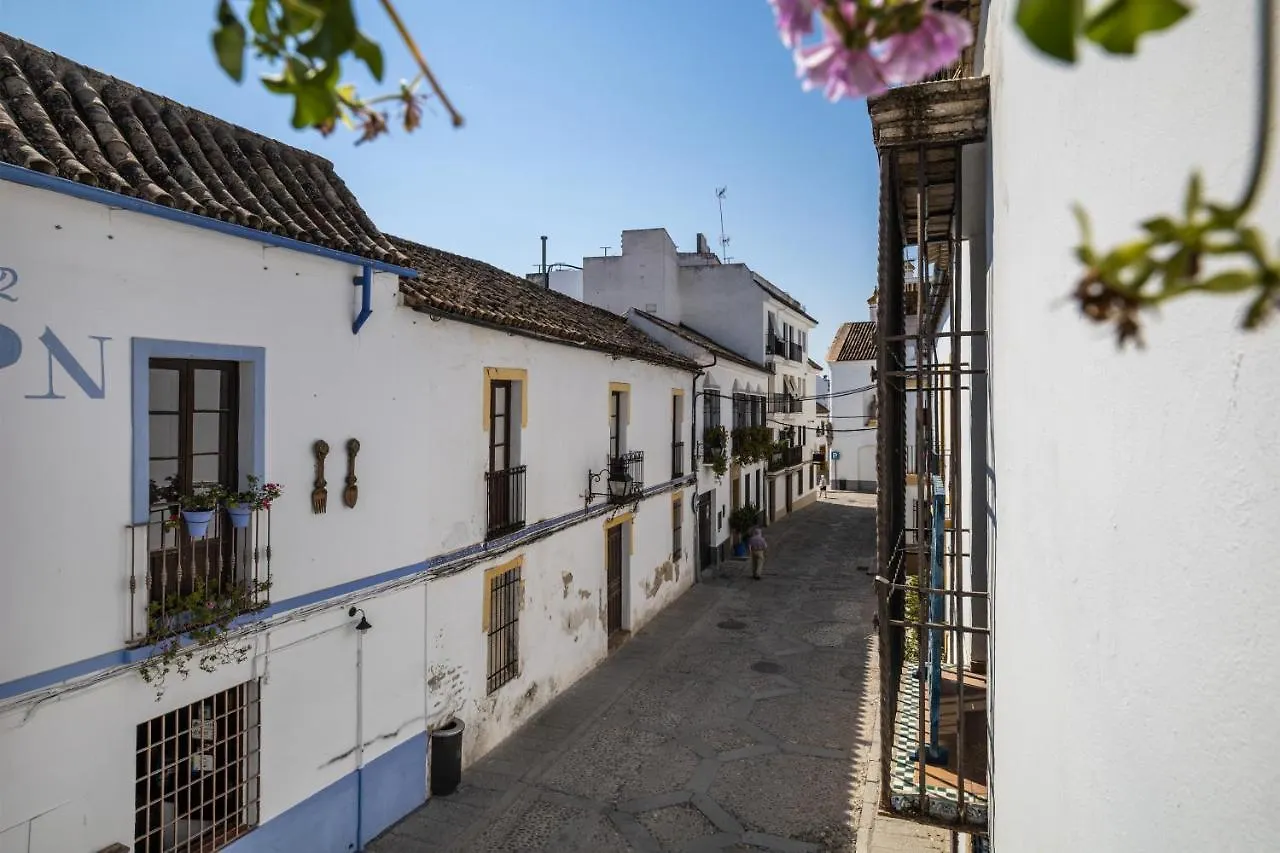 Apartamento con patio cordobés en San Basilio Córdoba 0*,  España