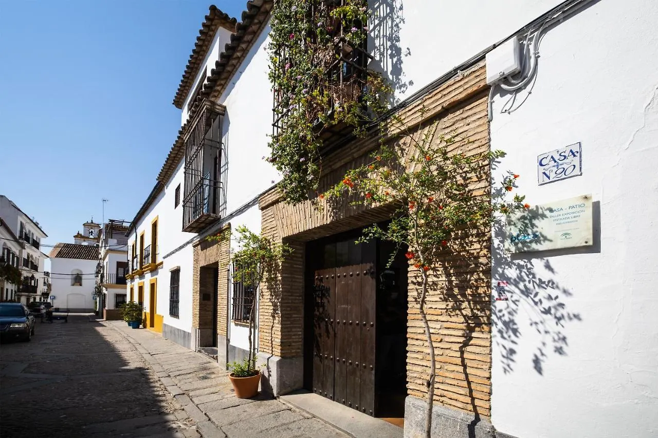 Apartamento con patio cordobés en San Basilio Córdoba 0*,  España