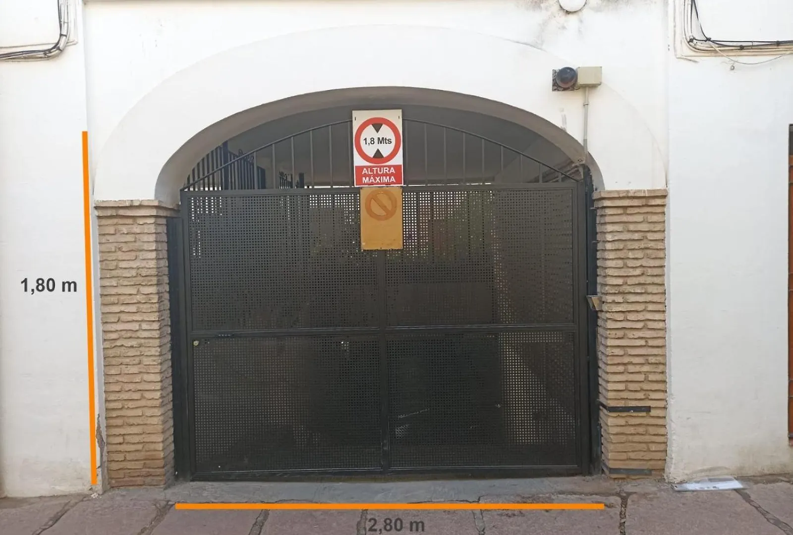 Apartamento con patio cordobés en San Basilio Córdoba